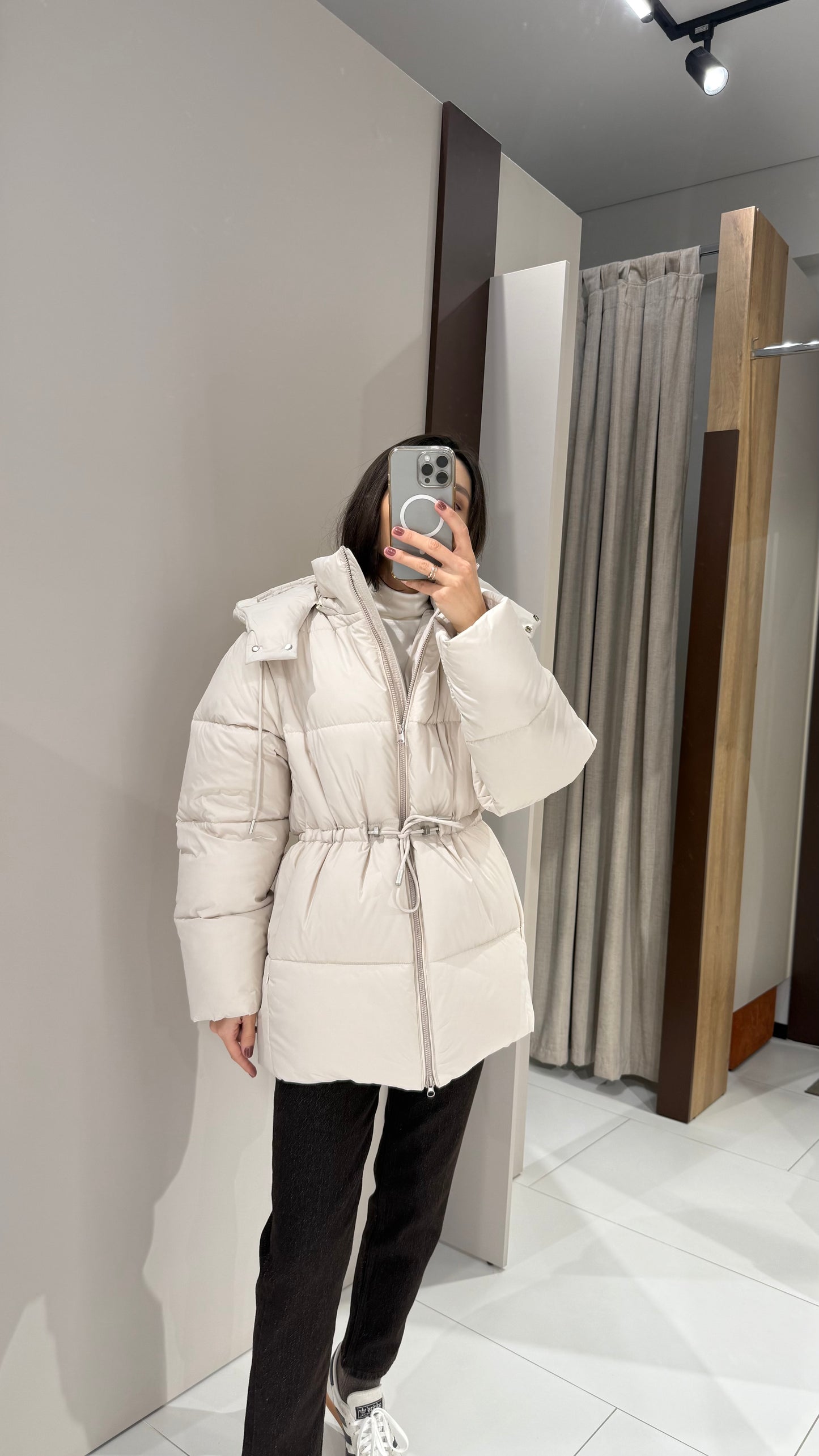 Куртка з кулісою