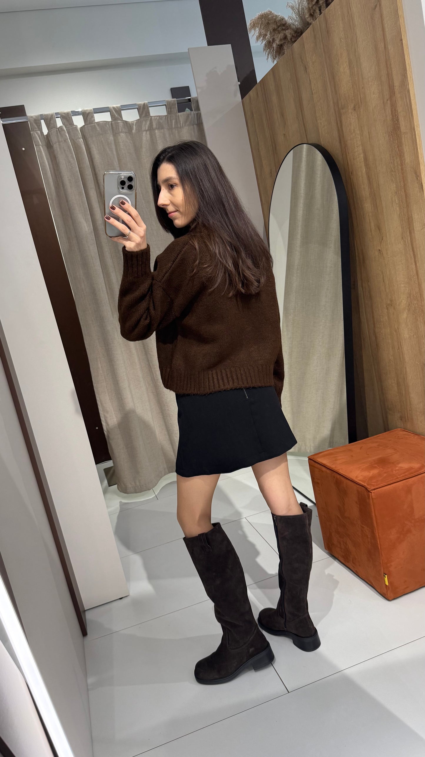 Спідниця з кишенями