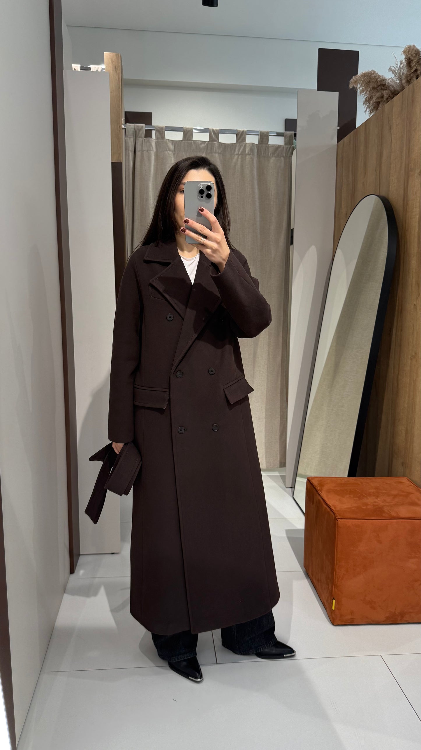 Пальто двобортне довжини максі