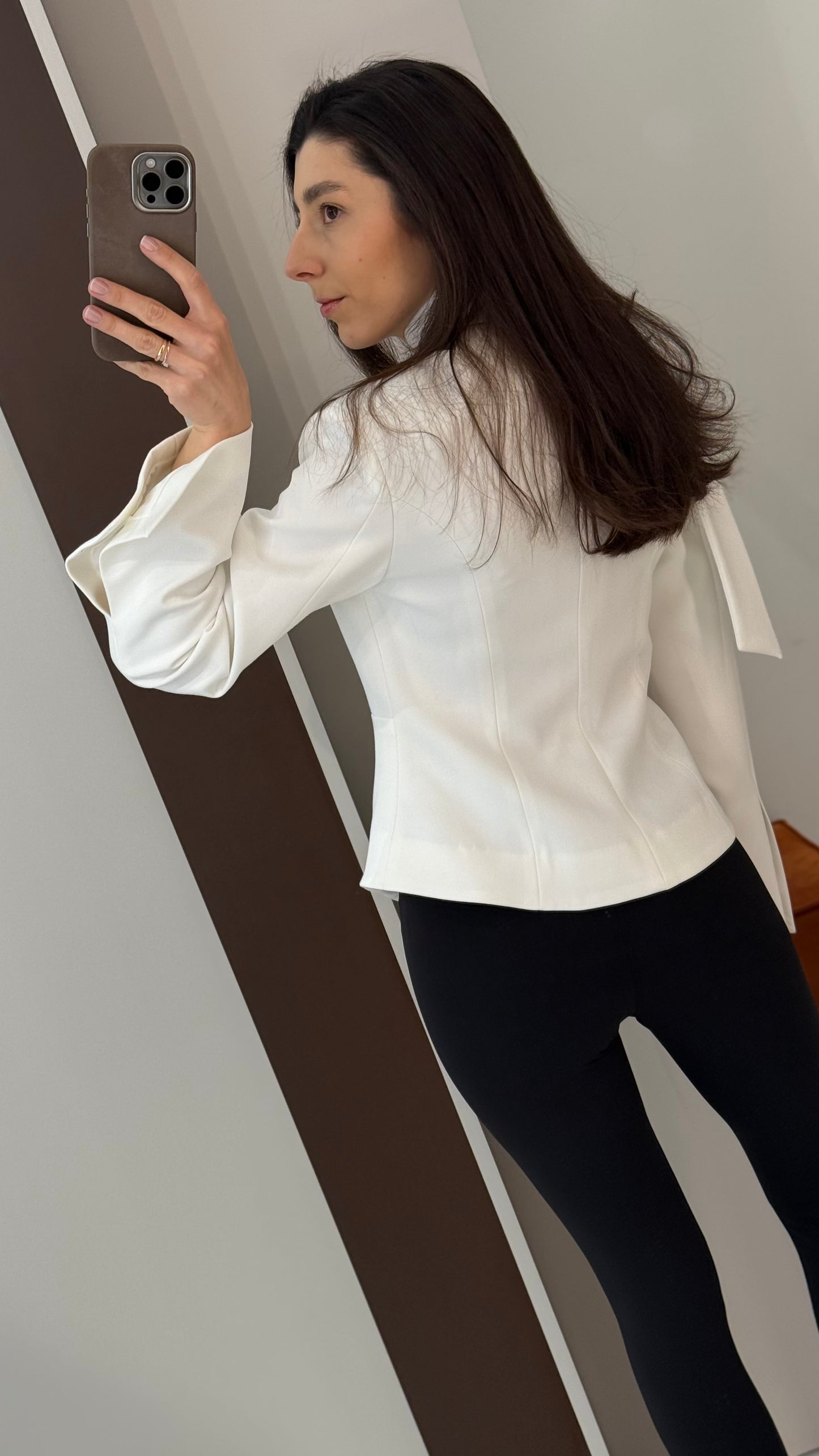 Піджак з повʼязкою