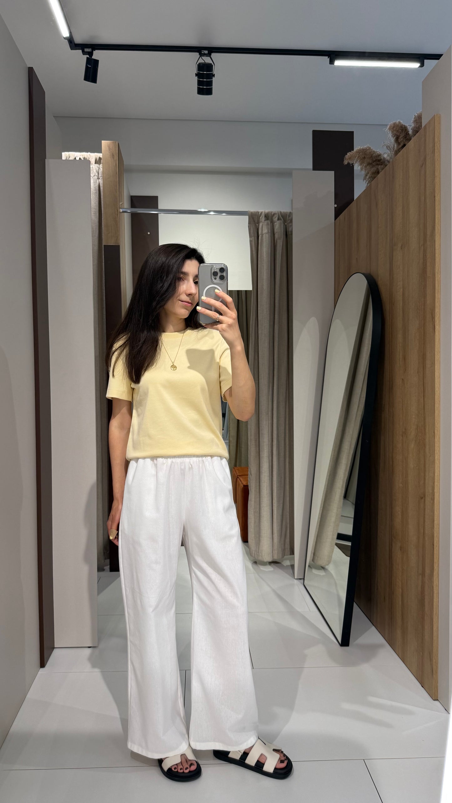 Футболка класичного крою