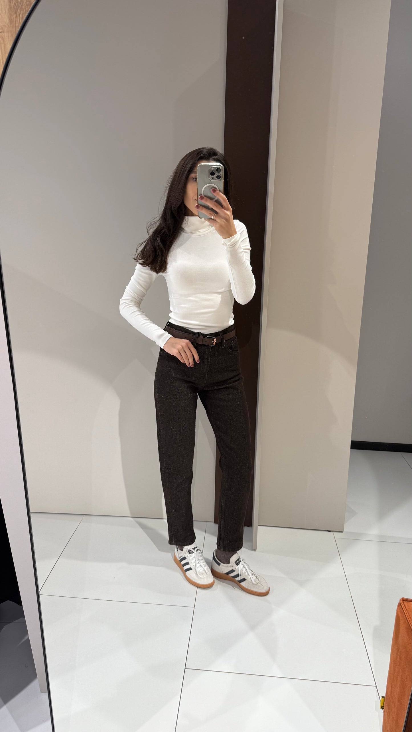 Джинси мом темно-шоколадні