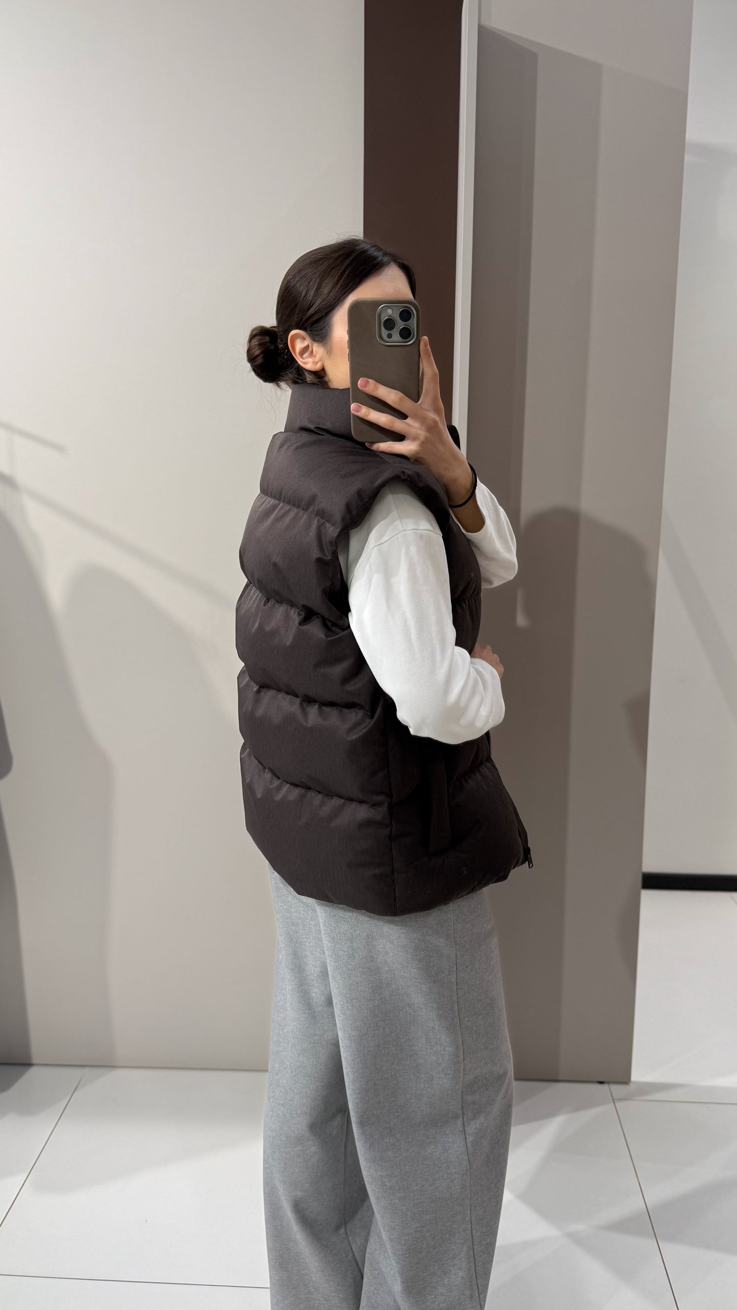 Жилетка шоколадна