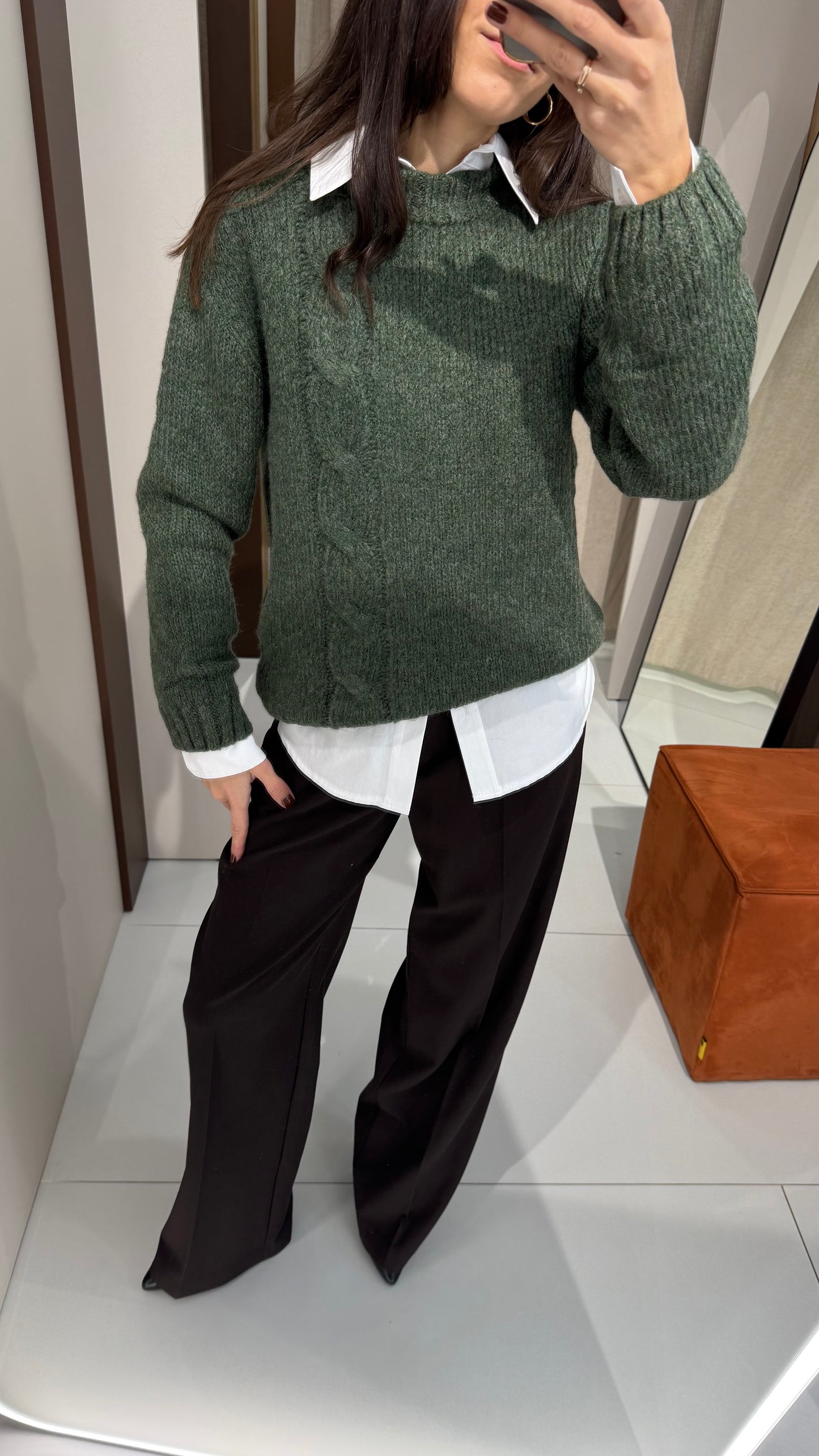 Светр з вертикальним колоском