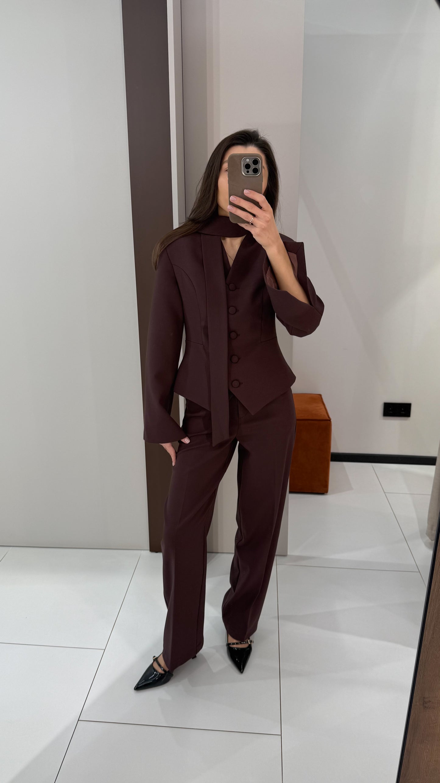 Піджак з повʼязкою