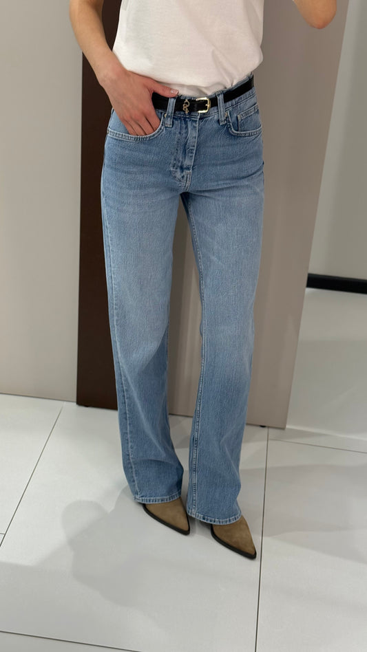 Джинси кльош