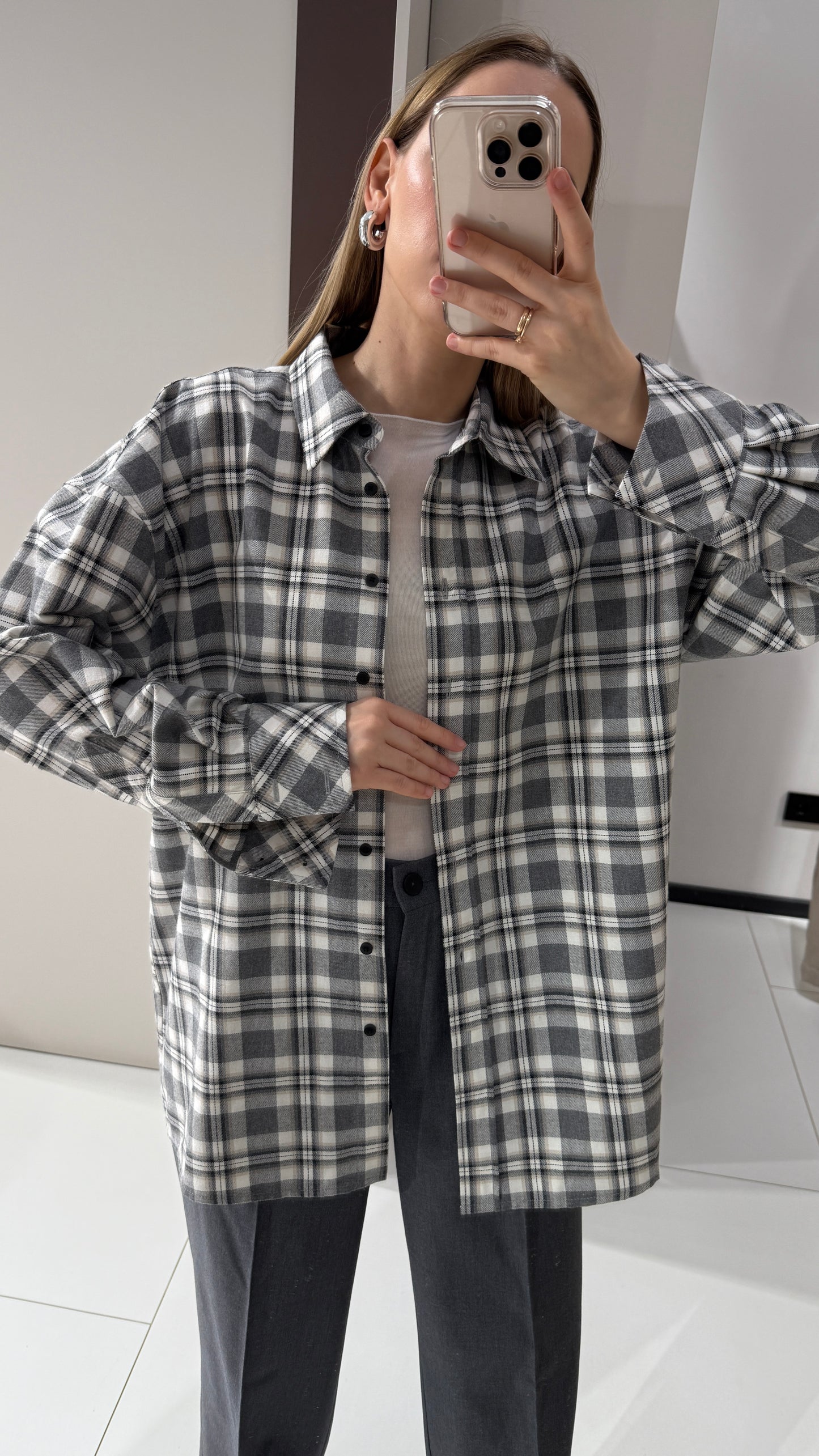 Сорочка в клітинку