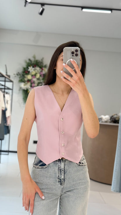 Жилет із затяжкою позаду