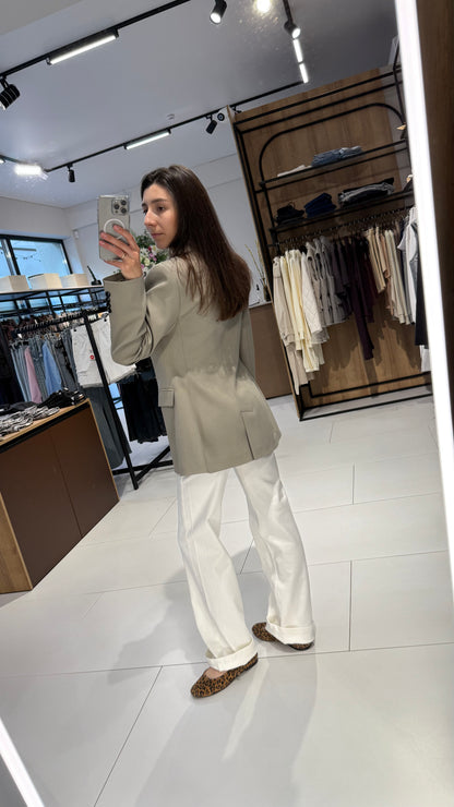 Піджак силуетний оливковий