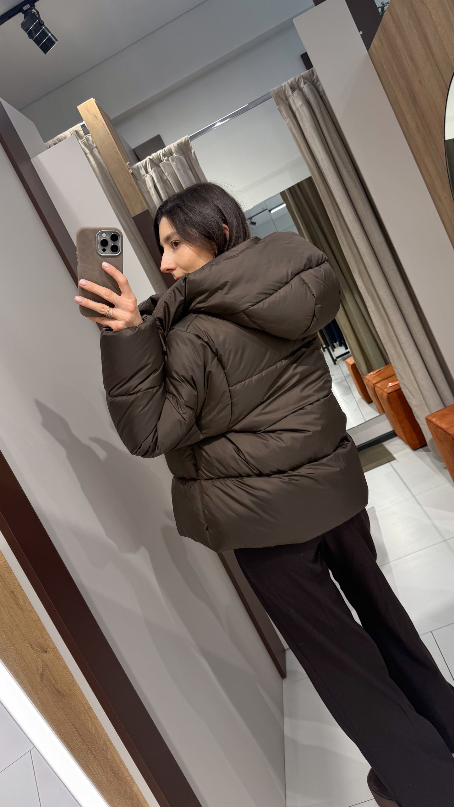 Куртка вкорочена