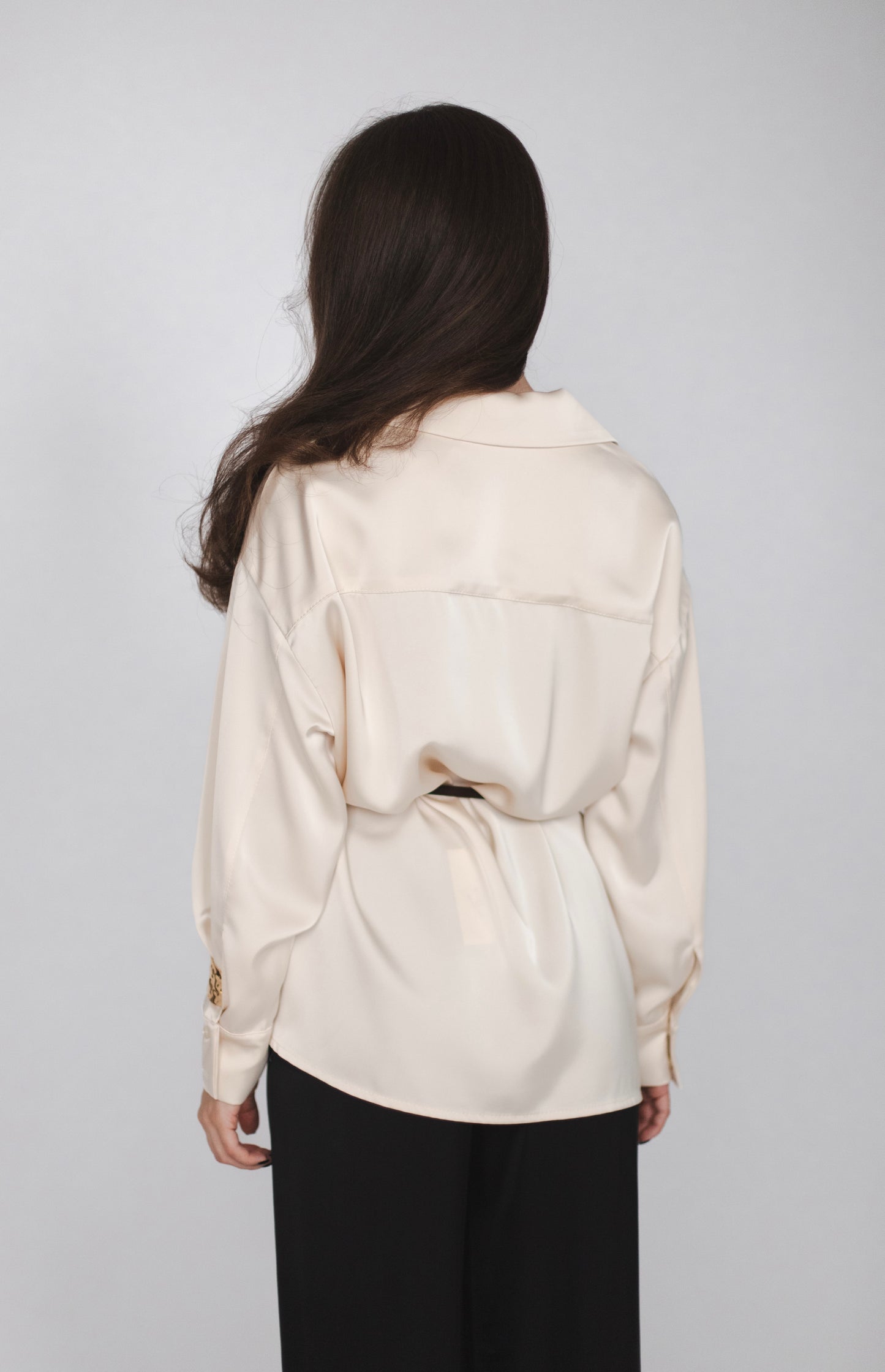 Сатинова сорочка