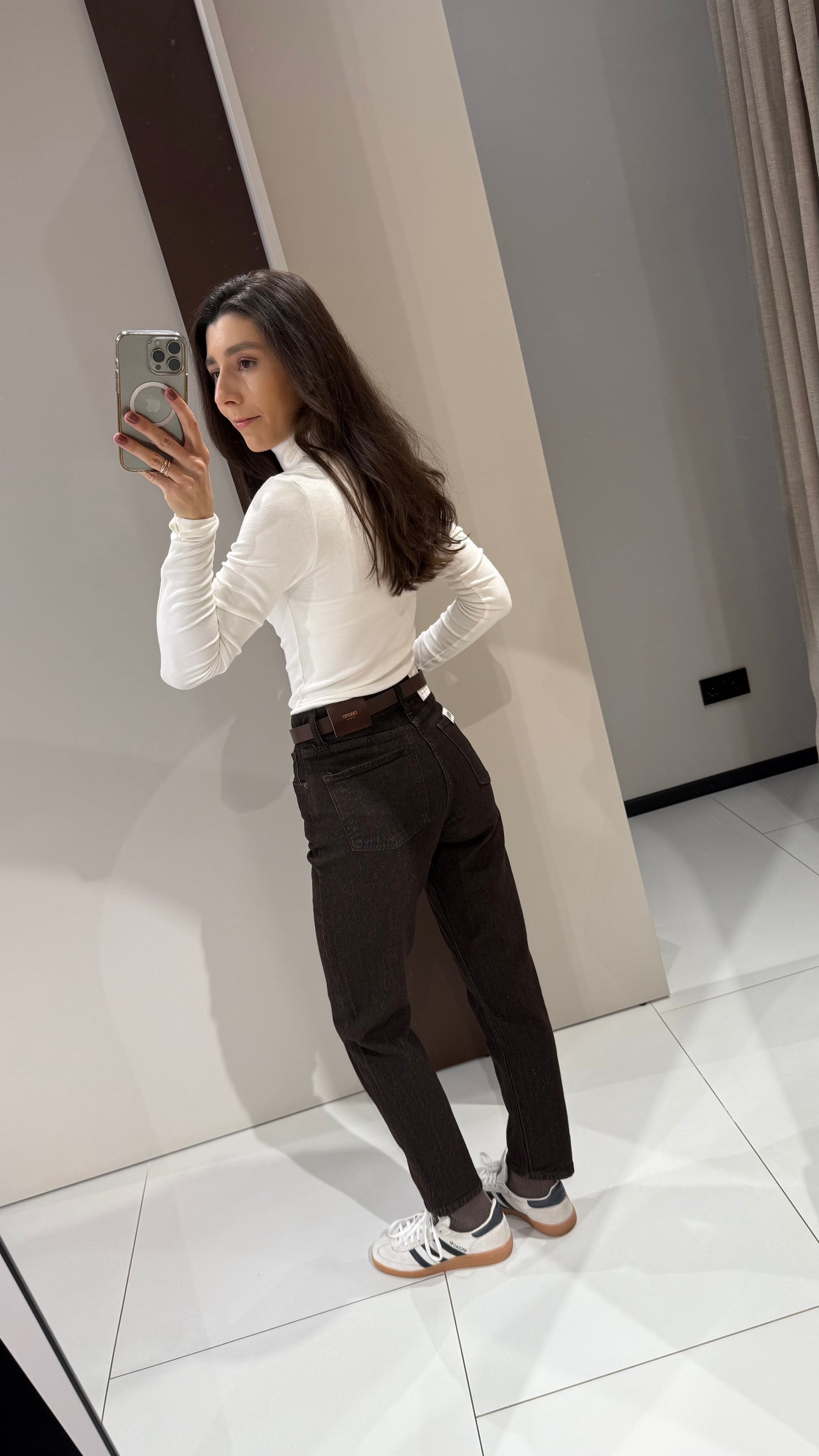 Джинси мом темно-шоколадні