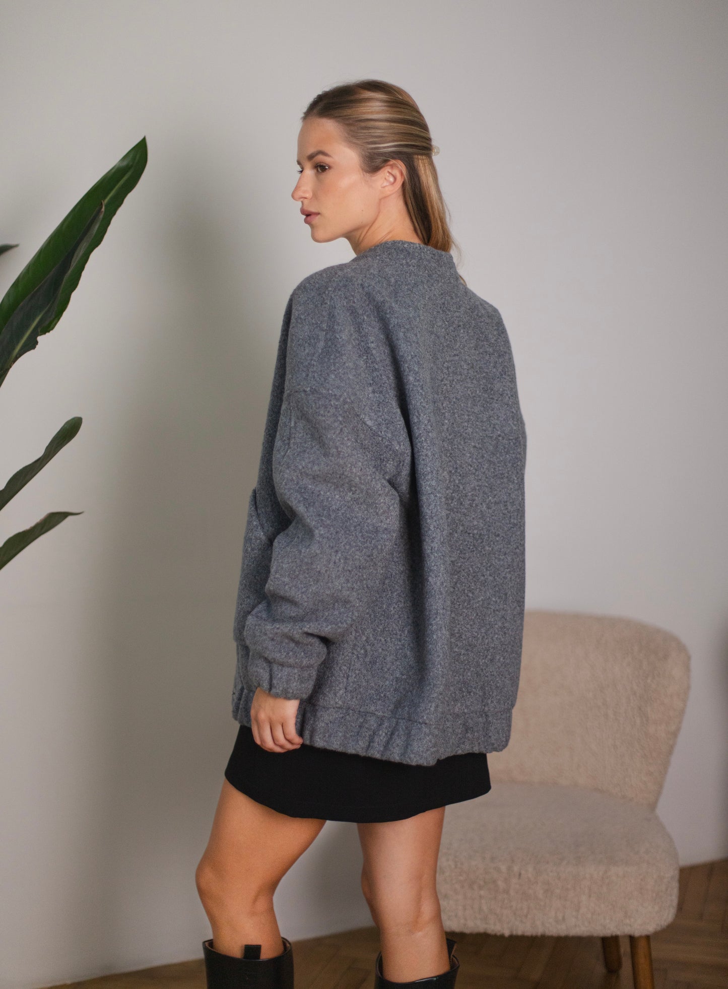 Бомбер з вовни