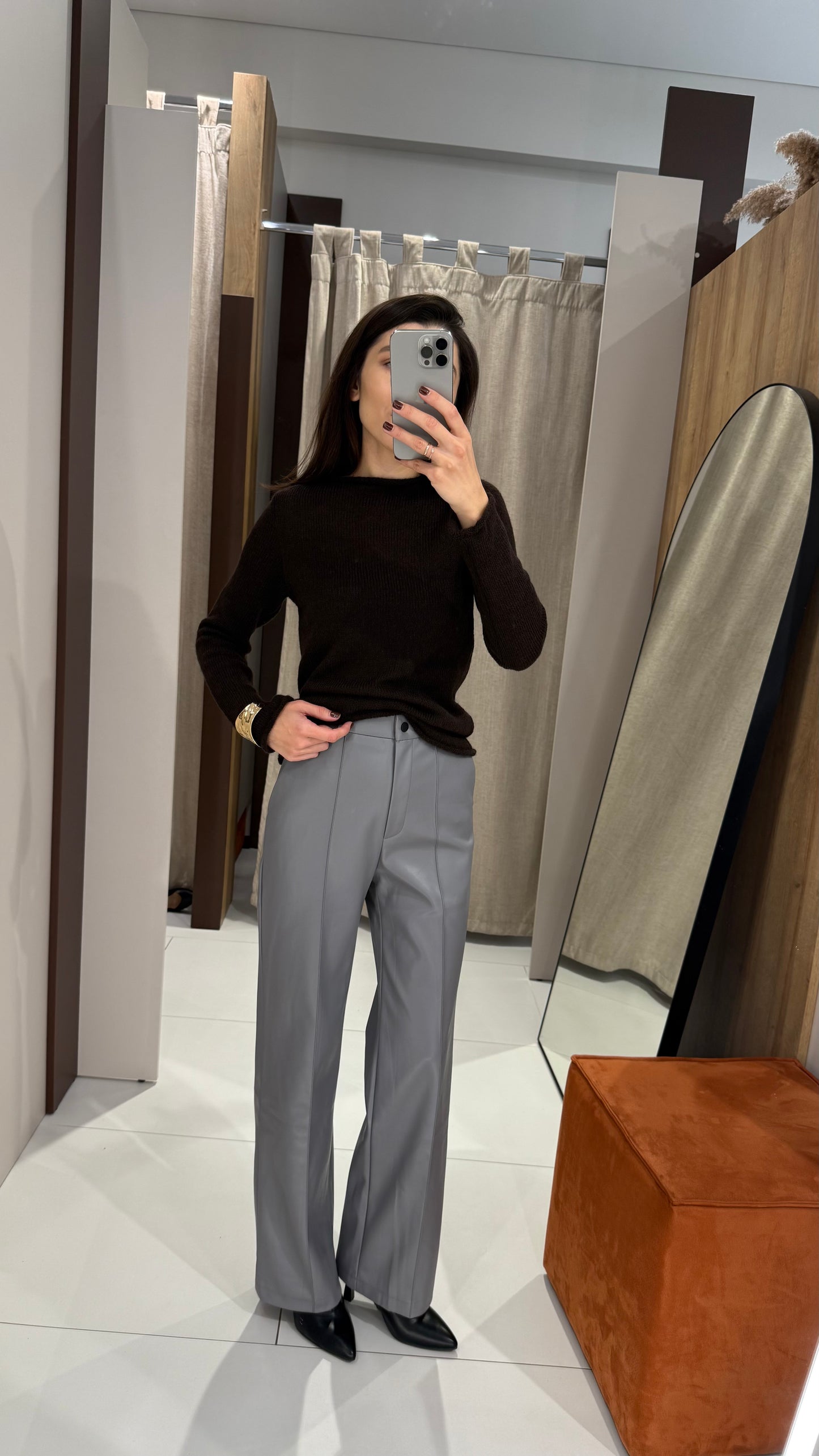 Штани шкіряні прямі зі стрілкою