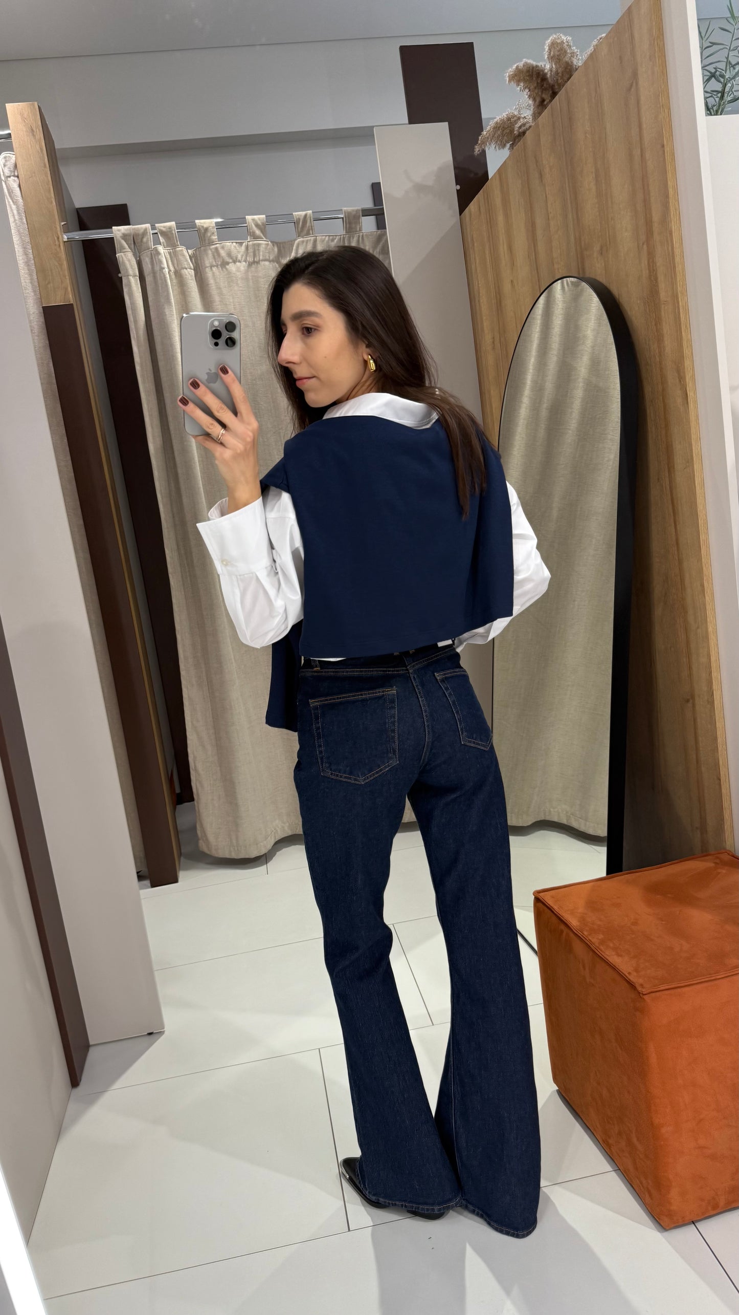 Джинси кльош