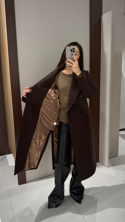 Пальто шоколадне утеплене