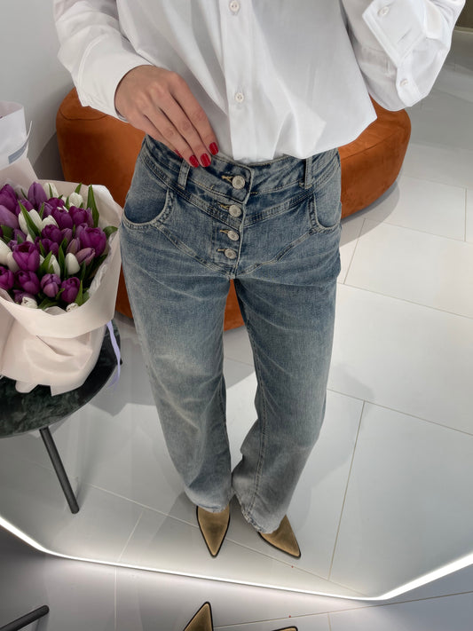 Стрейчеві джинси з кокеткою