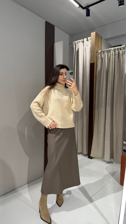 Светр вкорочений