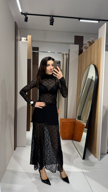 Мереживна спідниця