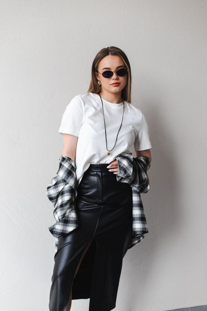 Футболка класичного крою