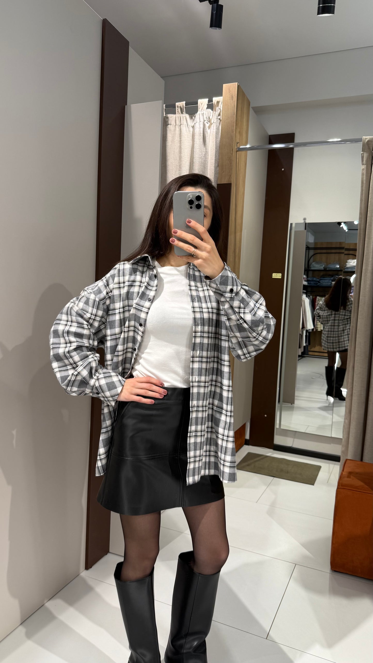 Спідниця з екошкіри