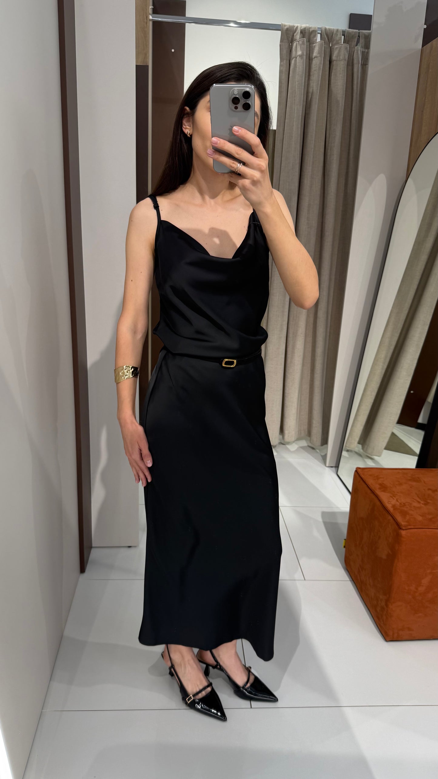 Сатинова спідниця