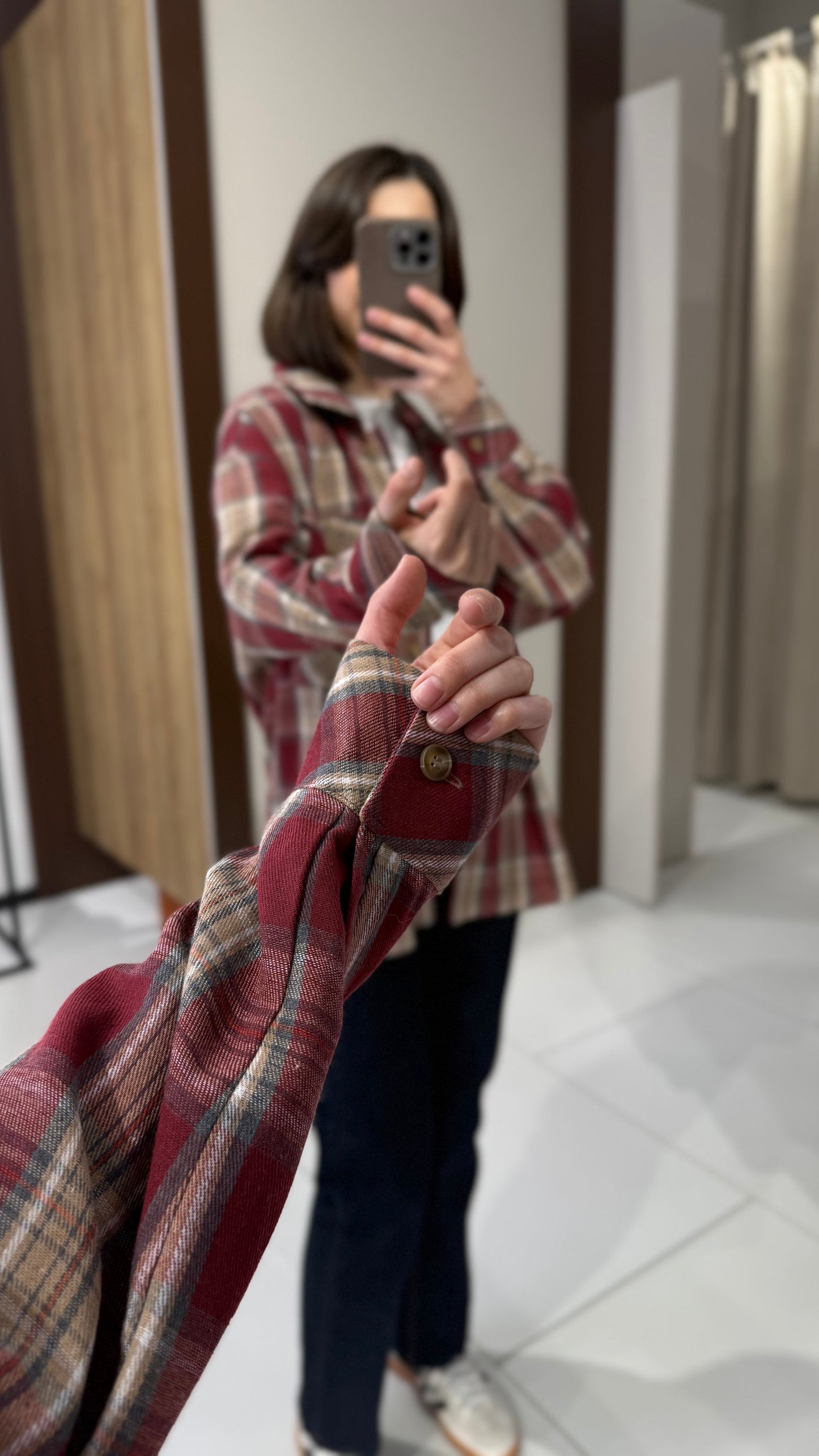 Сорочка в клітинку