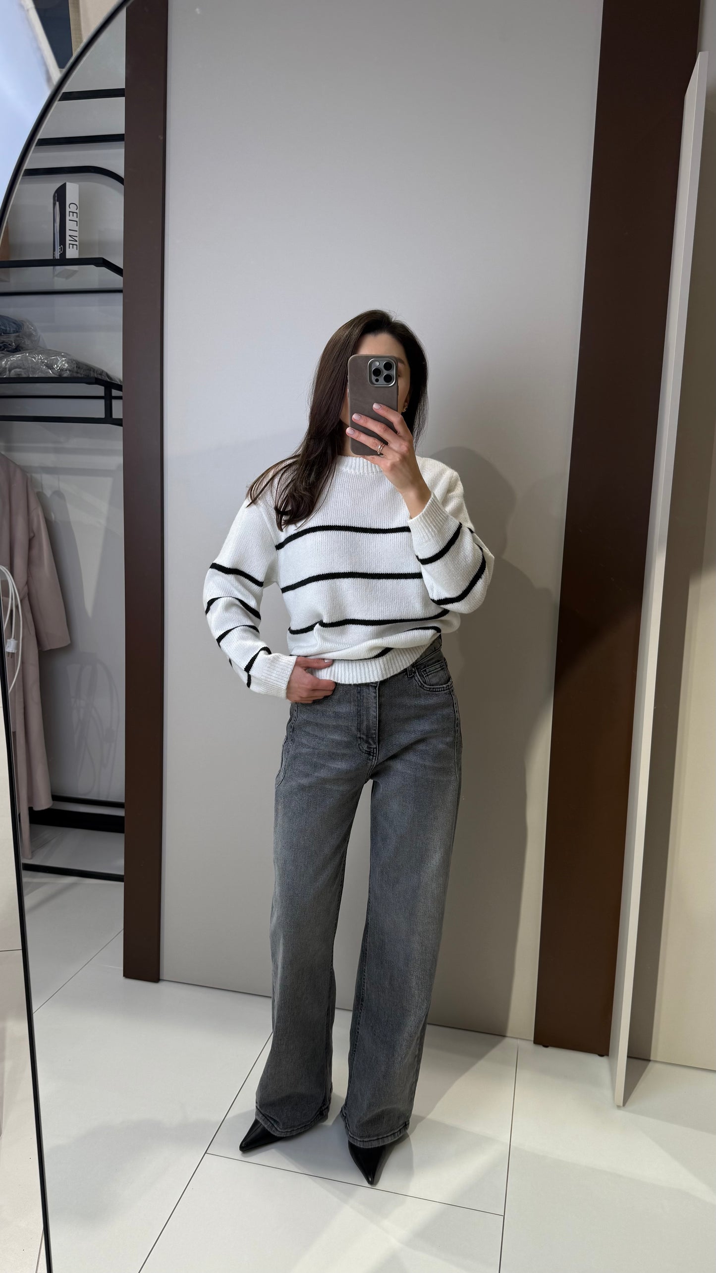 Джинси світло-сірі