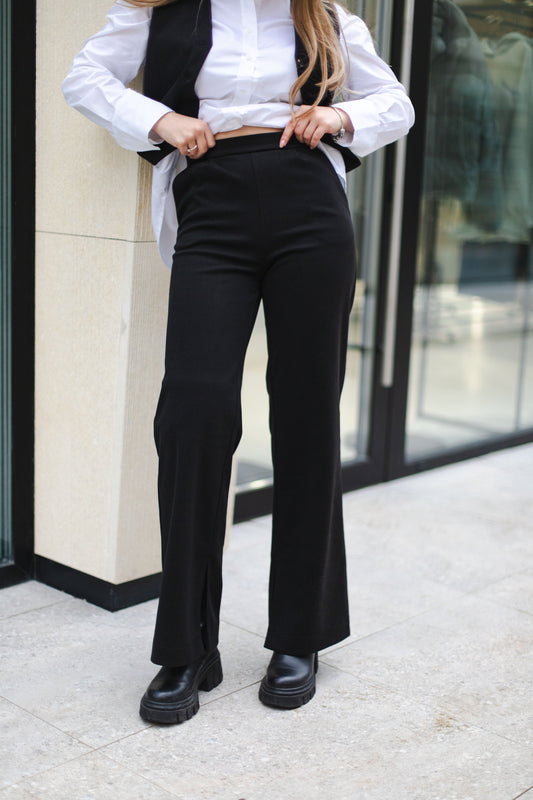 Теплі класичні штани в чорному кольорі